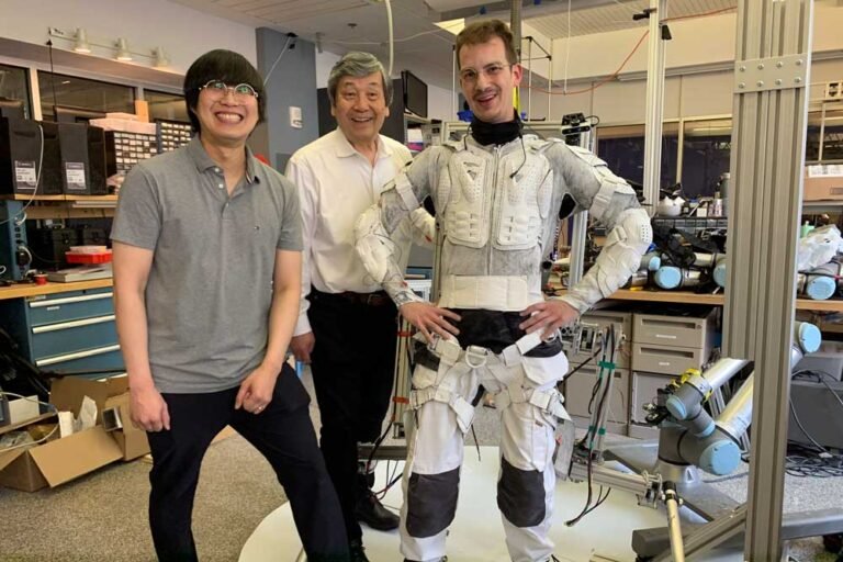 Robotic “SuperLimbs” could help moonwalkers recover from falls | MIT News